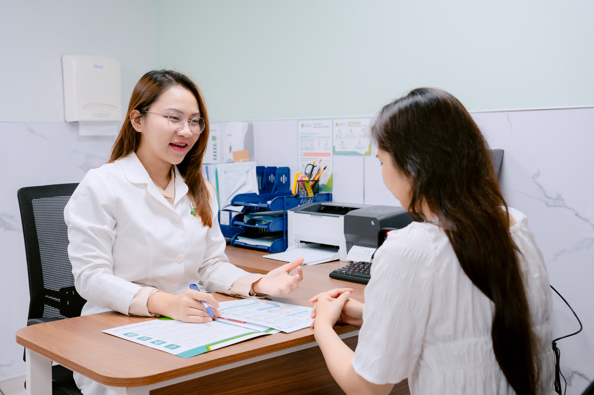 Gói tầm soát ung thư phụ khoa gồm những gì, quy trình, chi phí thực hiện